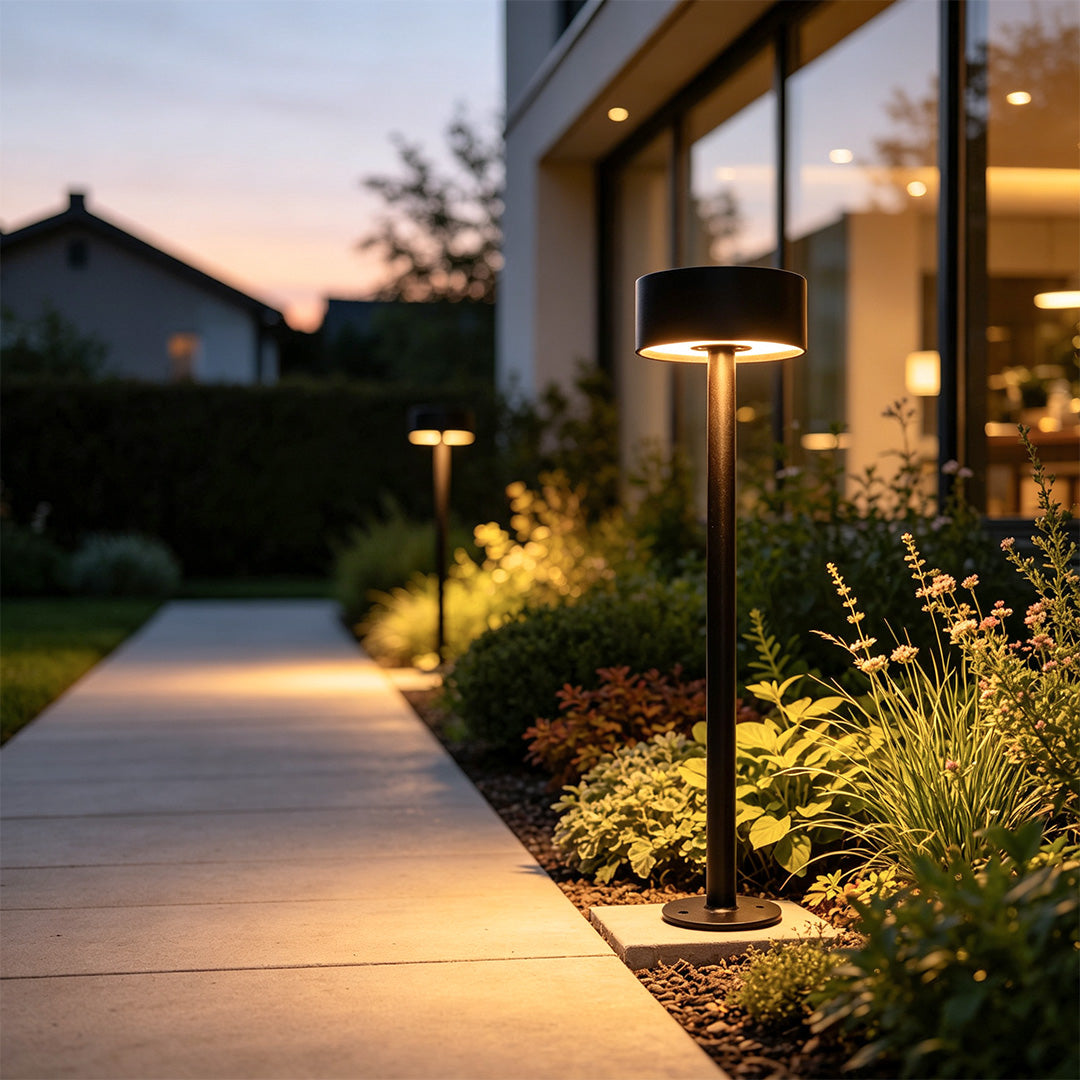 Modern LED Path Lights Minimalist LED Outdoor Landscaping Light