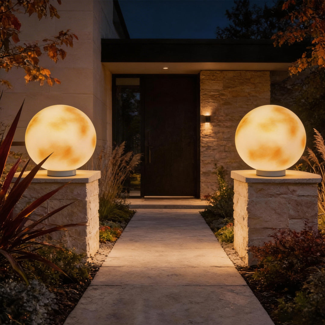 Open-Box Moon-Shaped Stone Pillar Light Outdoor Decorative