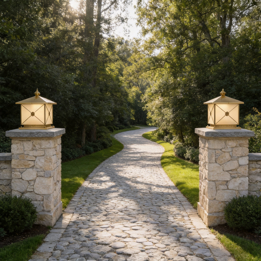 Pillar Light Solar Dual-Use Copper Garden Lighting