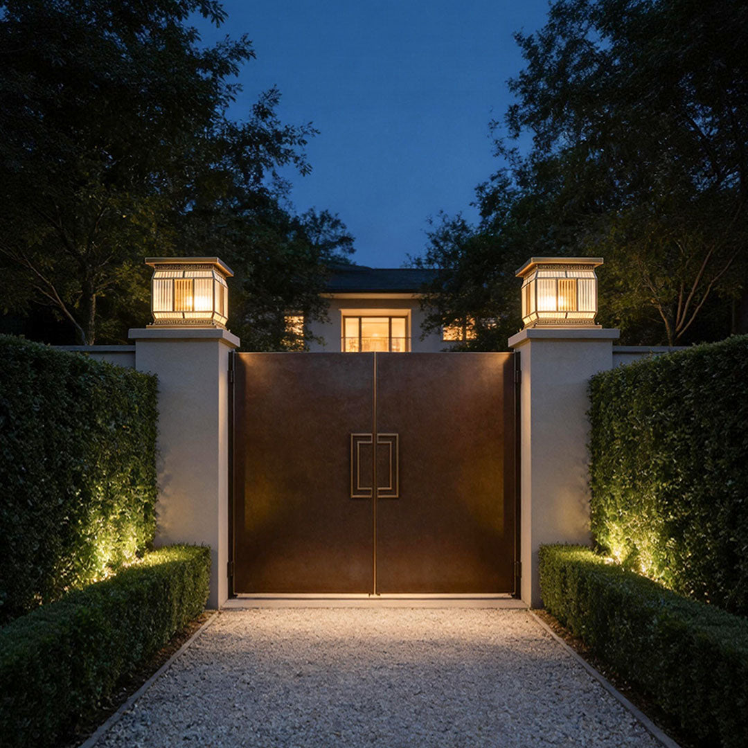 Solar Powered Outdoor Pillar Lights All-Copper Gate Light