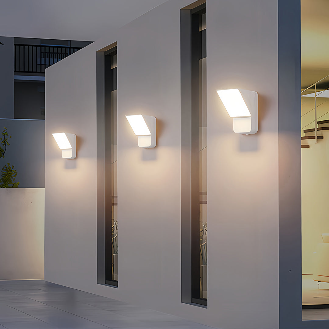 Open-Box Wall Industrial Lights Durable Die-Cast Aluminum